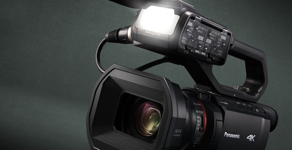 Nové kamery Panasonic: Zaujme objektiv i integrované světlo